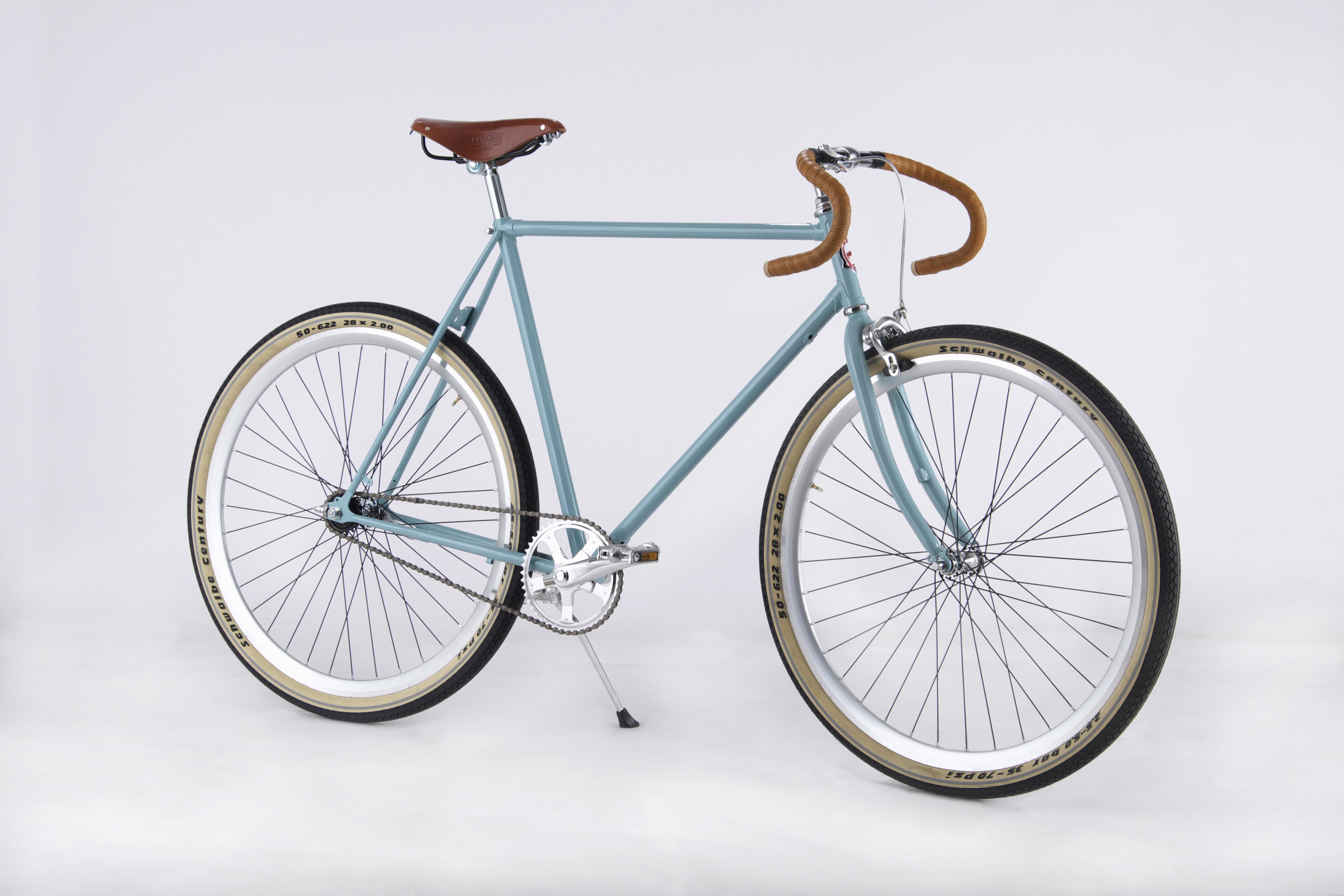 Naked-Fat-Frank Corsa, Cicli Blume dal 1967